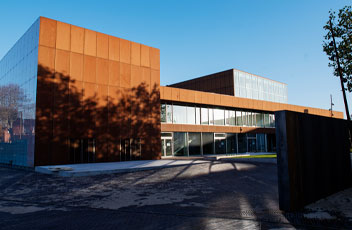 teater_1_352_230